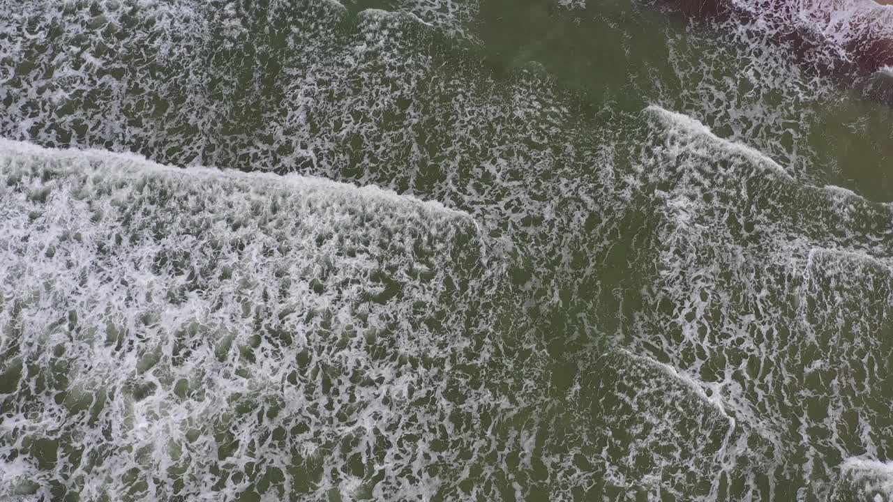 海水和海浪视频背景，鸟瞰图视频素材