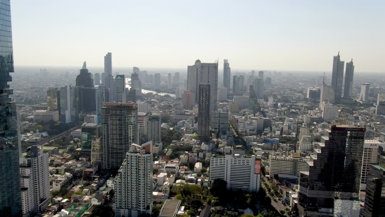 曼谷城市天际线- 4K鸟瞰图视频素材