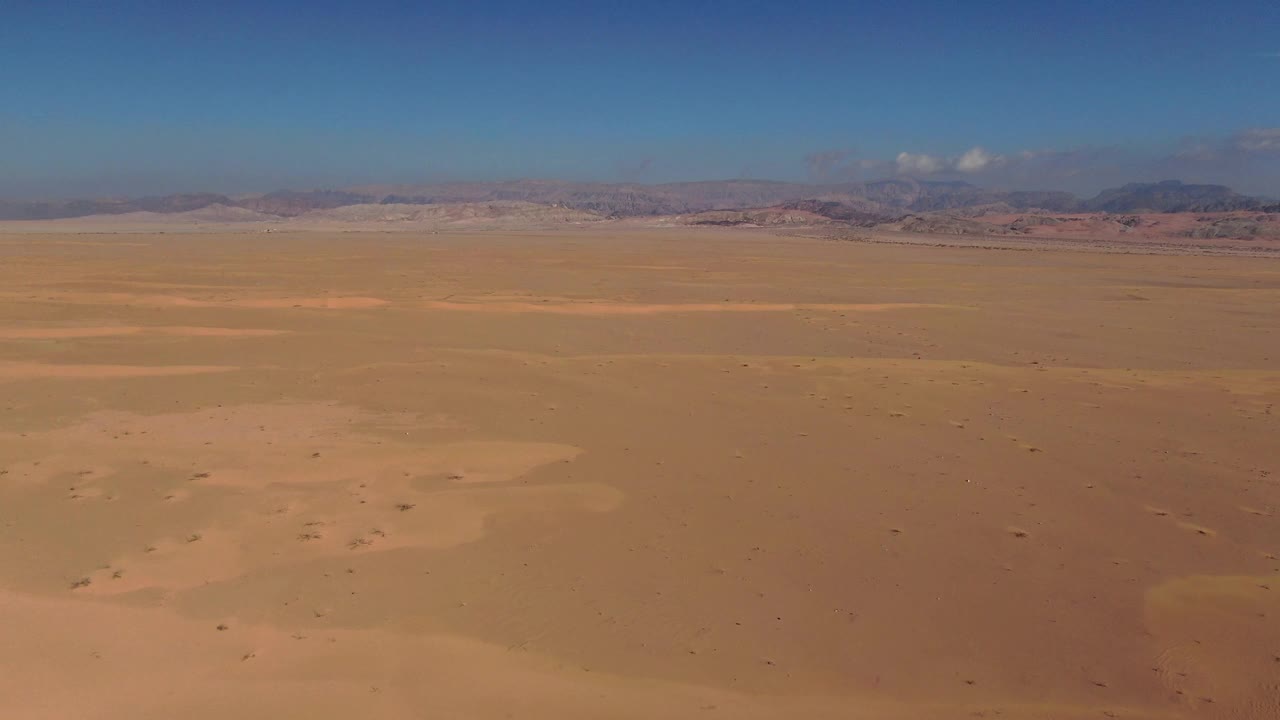 空中/阿拉瓦和内盖夫沙漠与壮丽的风景，以色列视频下载