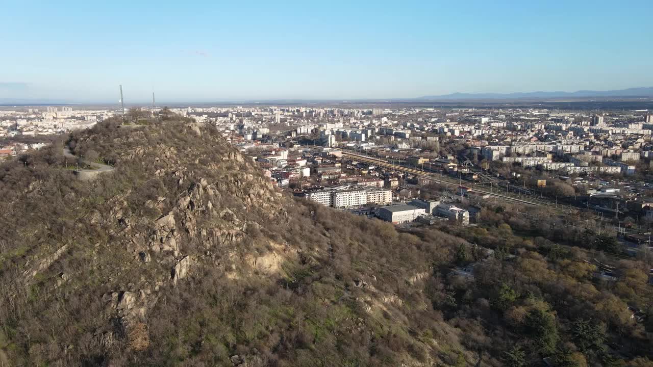 保加利亚普洛夫迪夫市的哲登山丘和全景视频素材