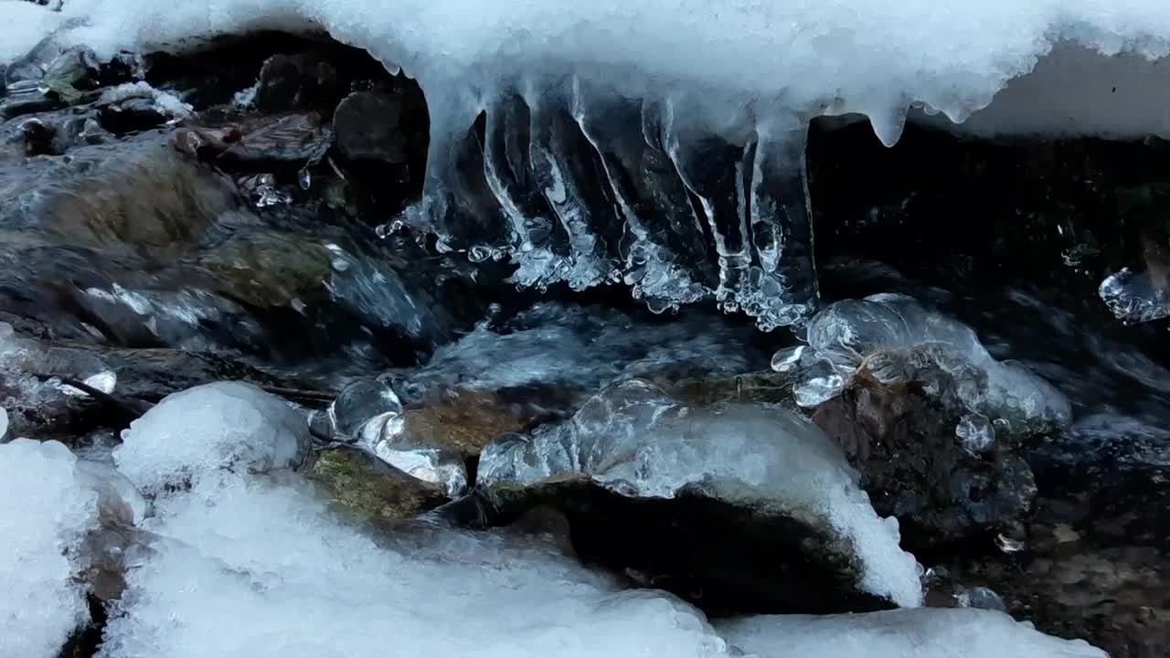 山水流视频素材