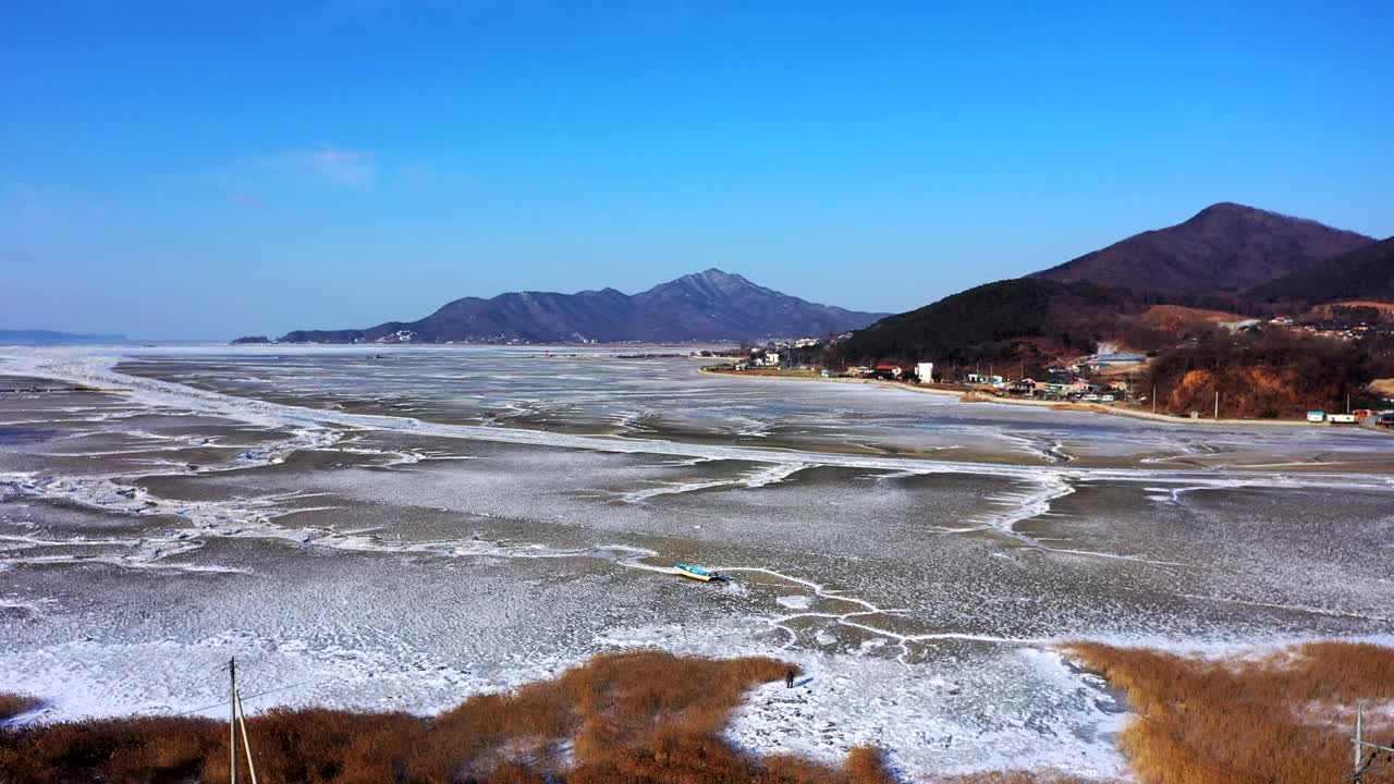 冬天的泥滩风景/江花枪，仁川，韩国视频素材