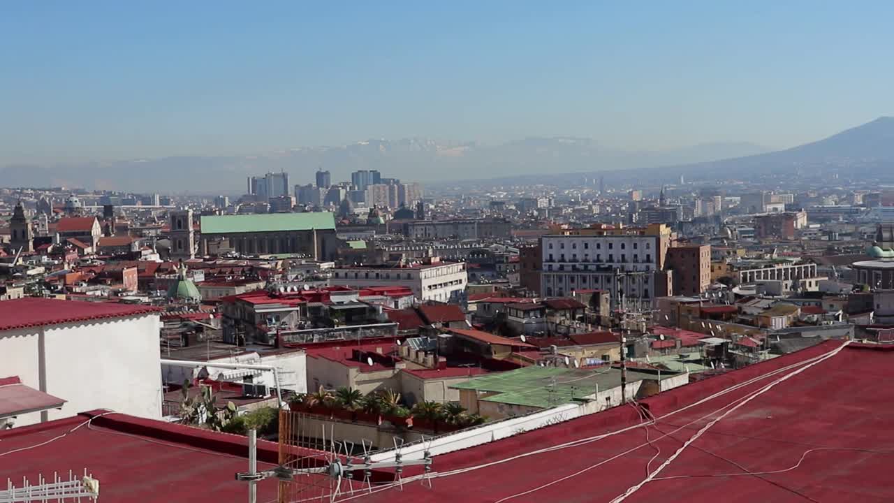 那不勒斯-概述从Corso Vittorio Emanuele视频素材