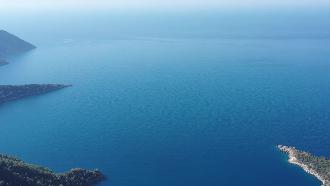 海洋和山脉视频素材