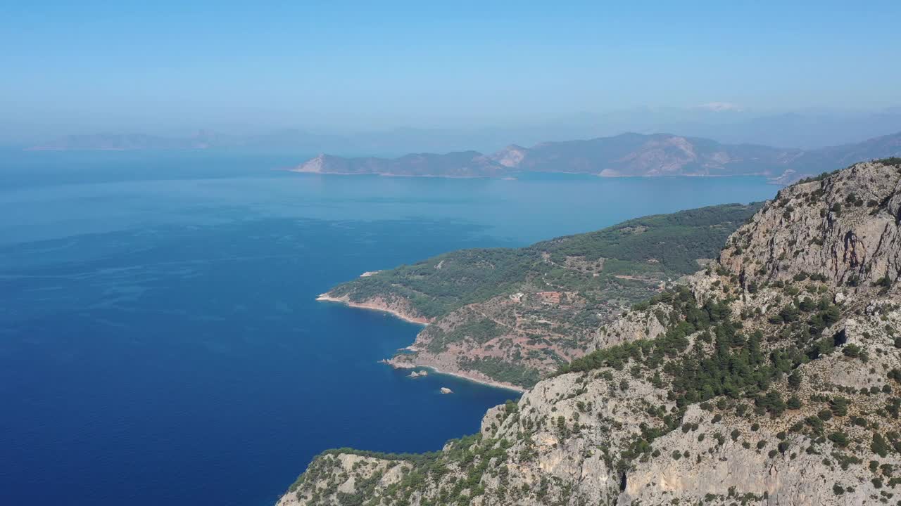 海洋和山脉视频素材