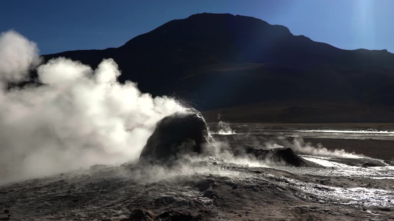 间歇泉El Tatio，阿塔卡马沙漠，智利，南美视频素材