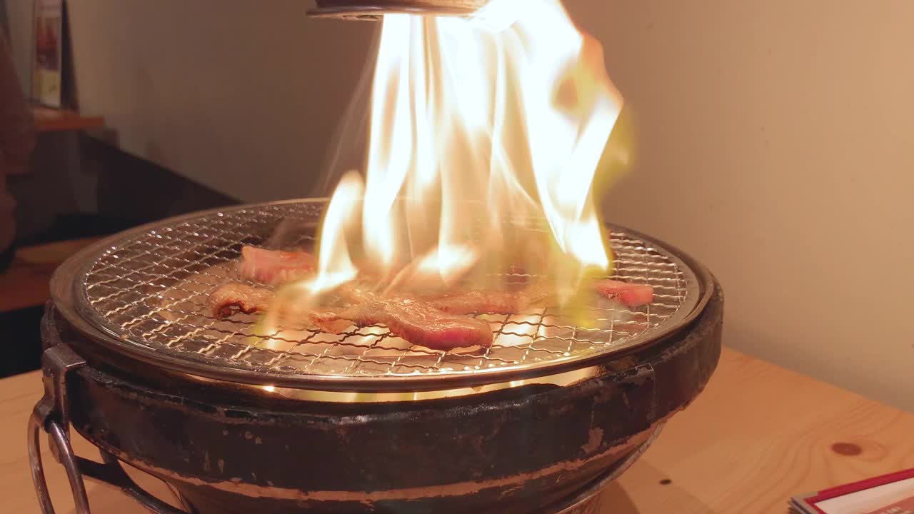 Yakiniku -日式烧烤视频素材