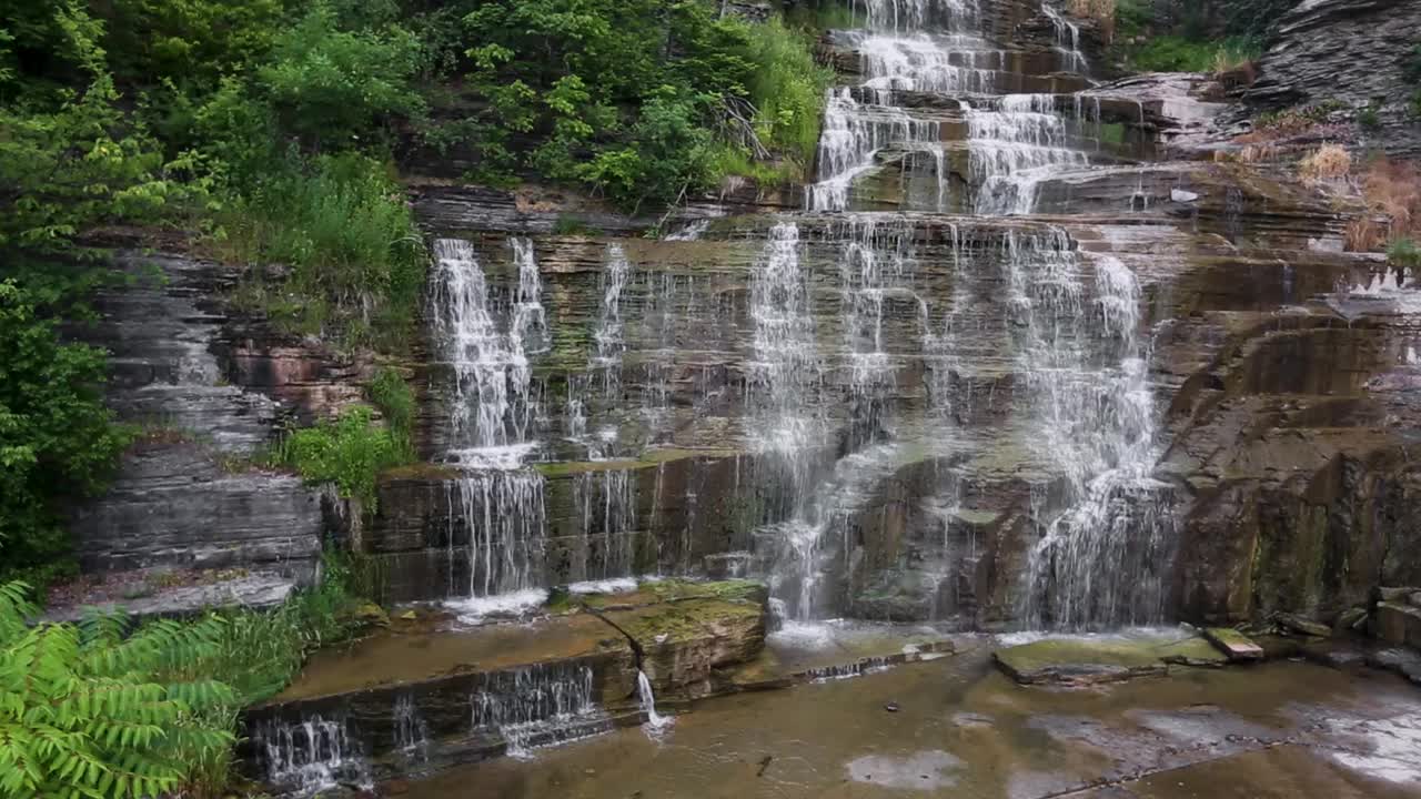 赫克托瀑布在五指湖环视频素材