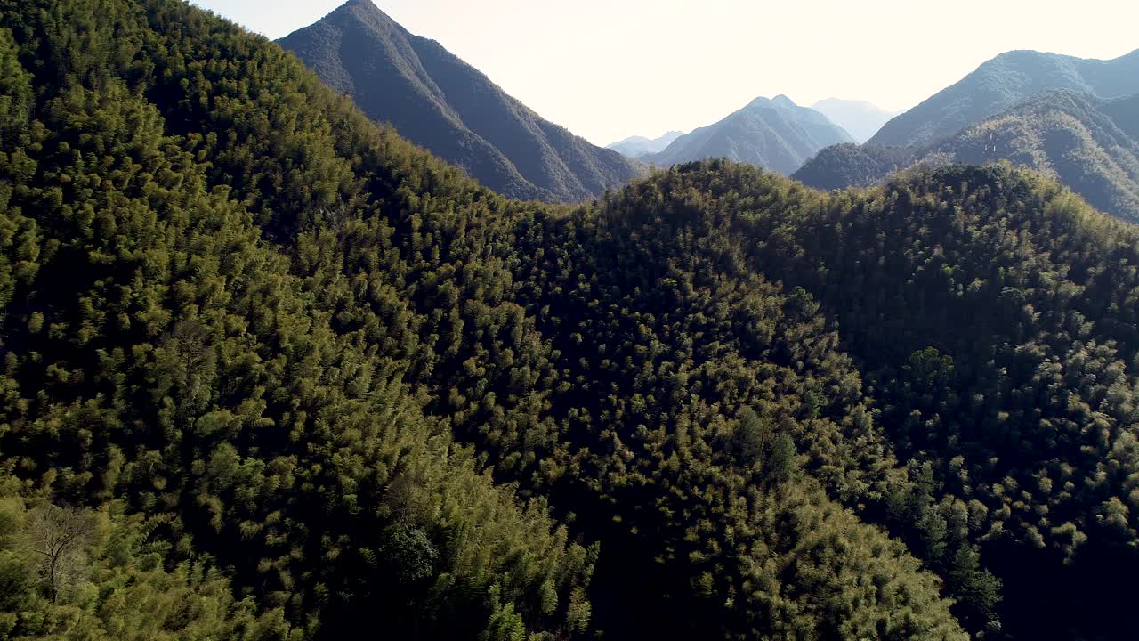 亚洲绿水青山的航拍照片视频素材