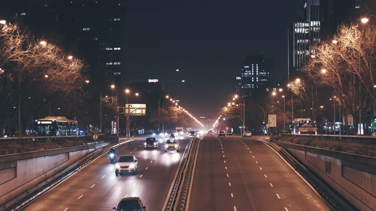 城堡路繁忙。马德里。西班牙视频素材