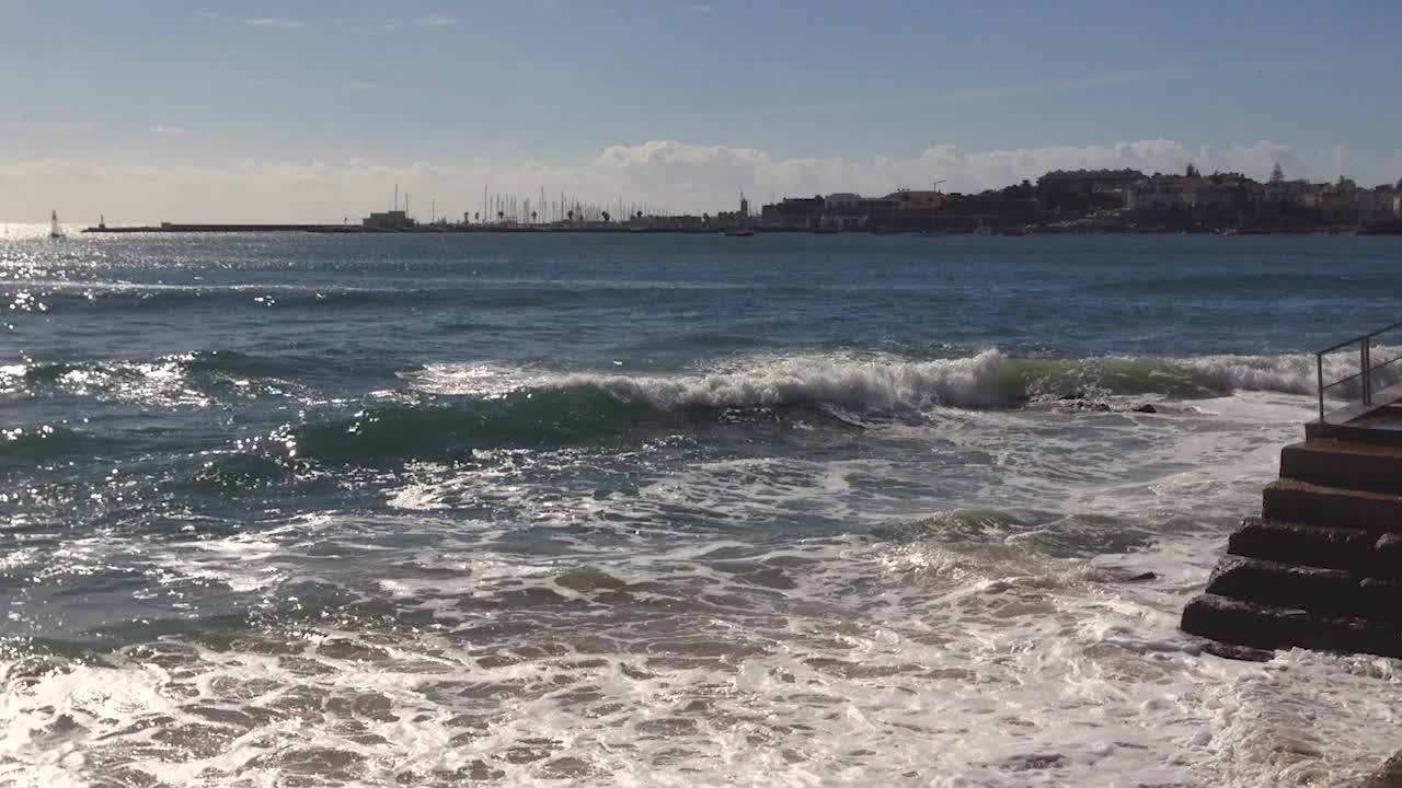 海浪拍摄从海滩-视频股票视频素材