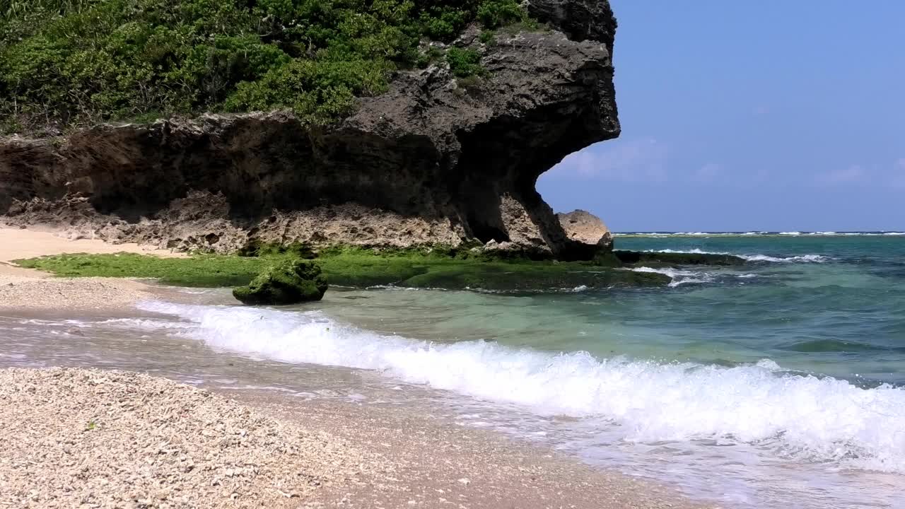 冲绳乌拉佐西海岸的风景视频素材