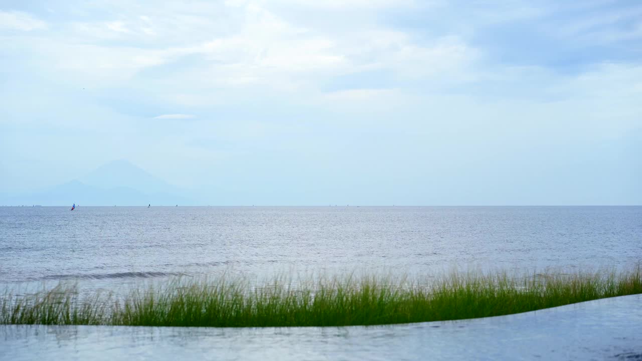 豪华度假别墅，私人泳池海景视频素材