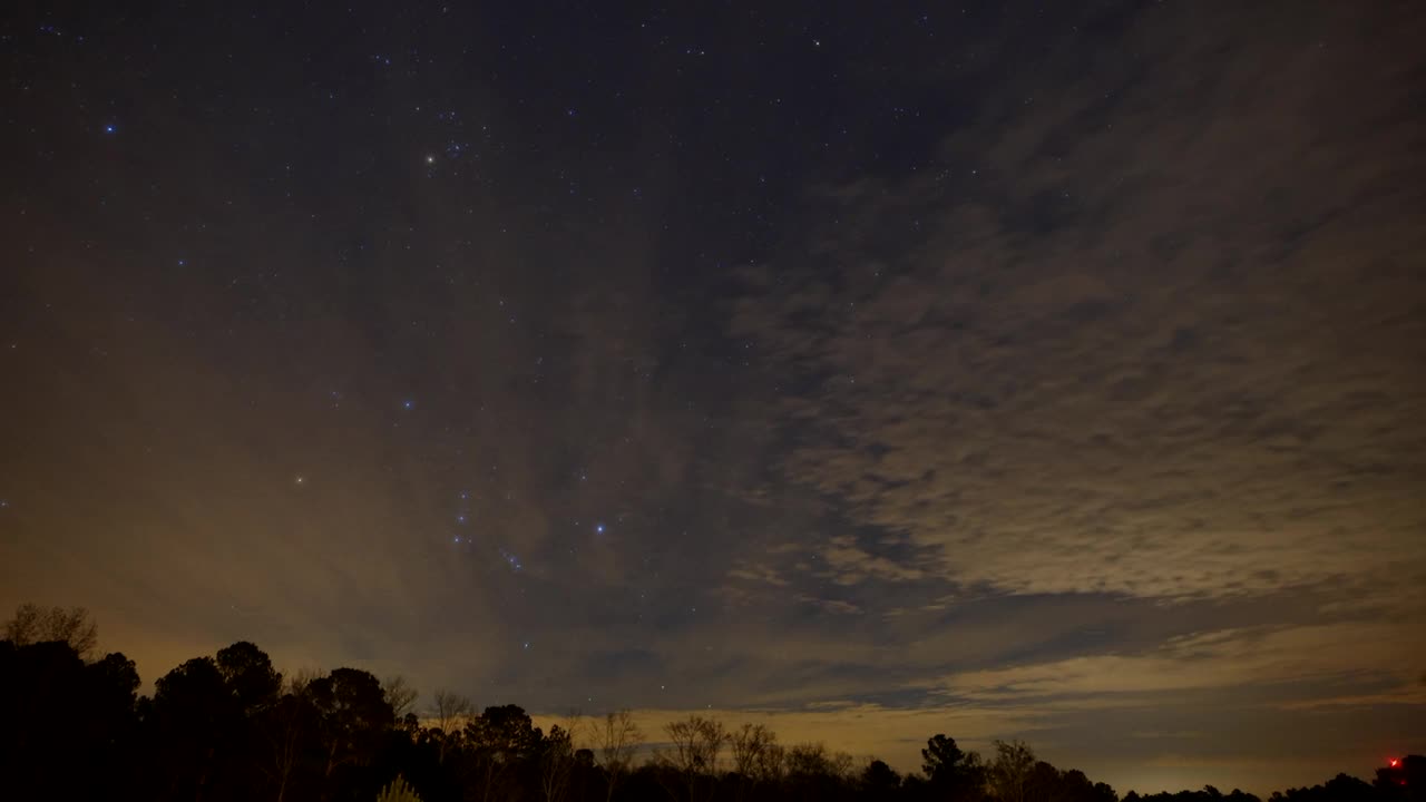 夜空中的云与星，时光流逝视频素材