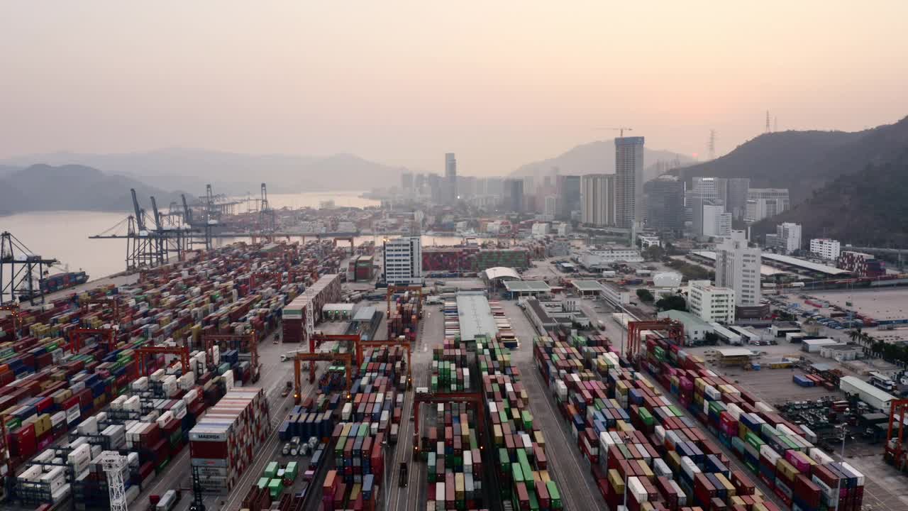 集装箱港口架空视频素材