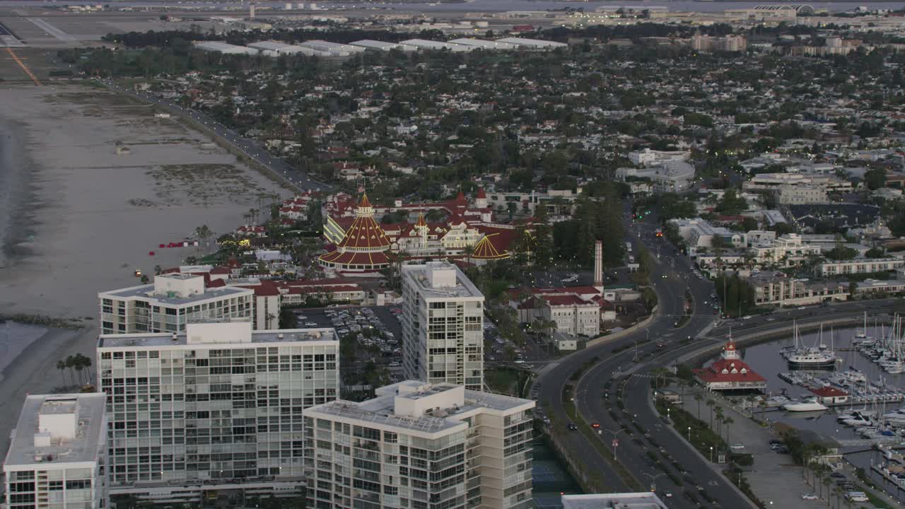 航空照明视图格洛里埃塔湾酒店圣地亚哥视频素材