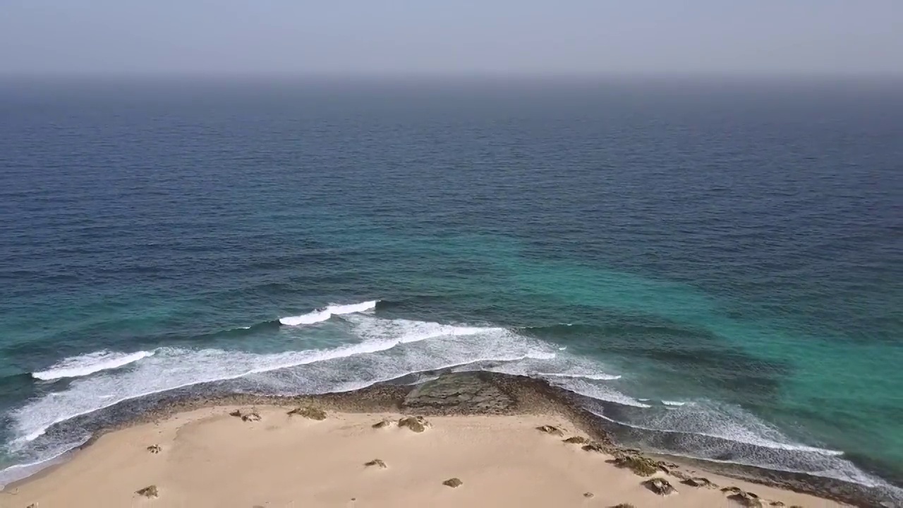 热带海滩，水上地平线视频素材