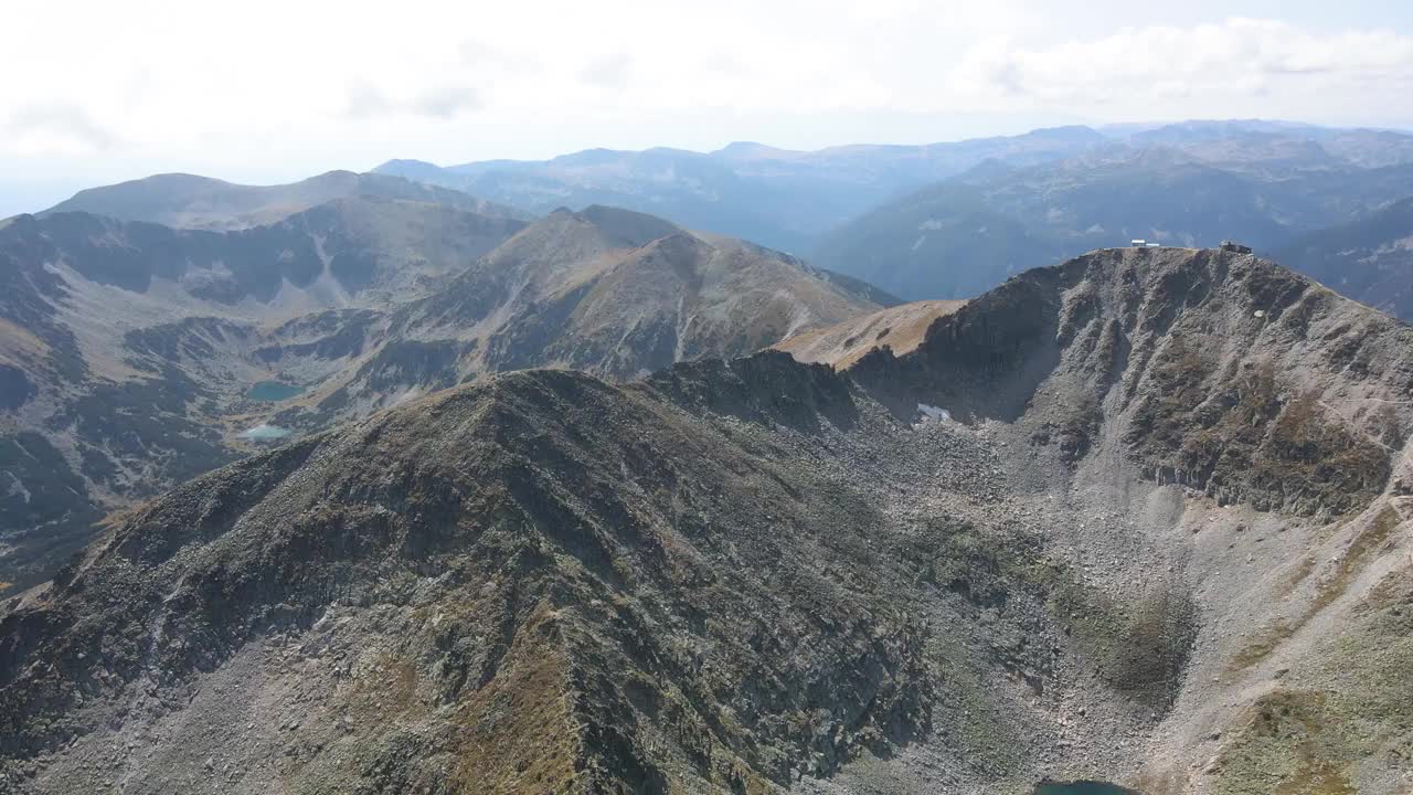 鸟瞰图穆萨拉峰，瑞拉山，保加利亚视频素材