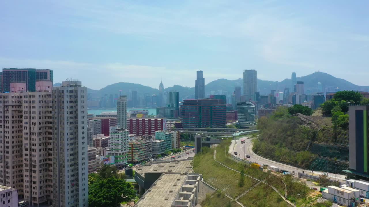 无人机拍摄的晴天空中九龙全景，香港视频素材