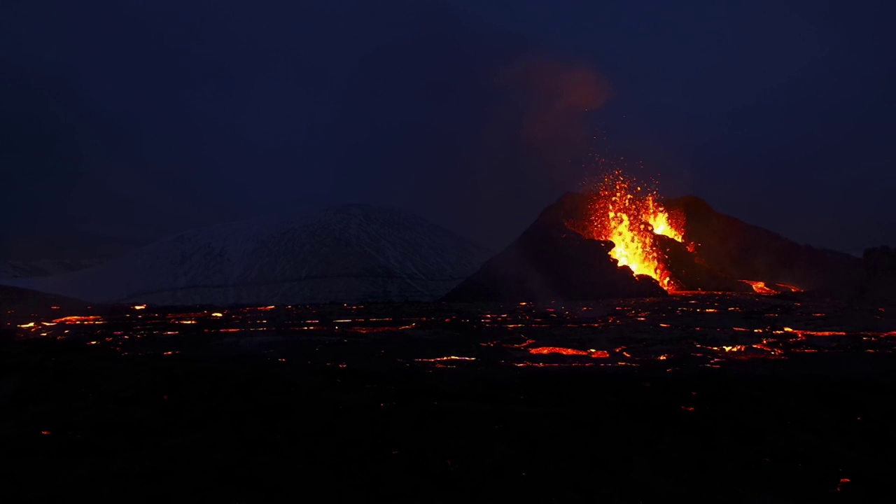 冰岛Fagradalsfjall火山爆发视频下载