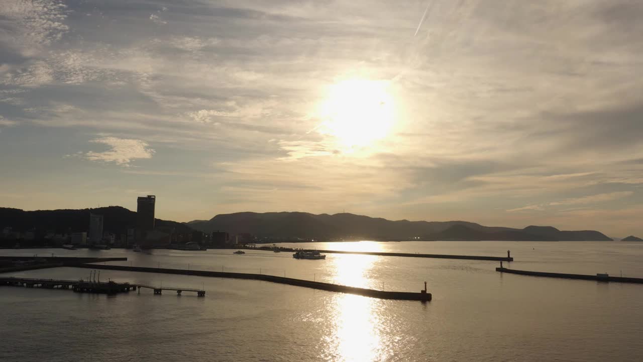 日本鸟羽岛地区旅游船和游船的时间流逝。视频素材