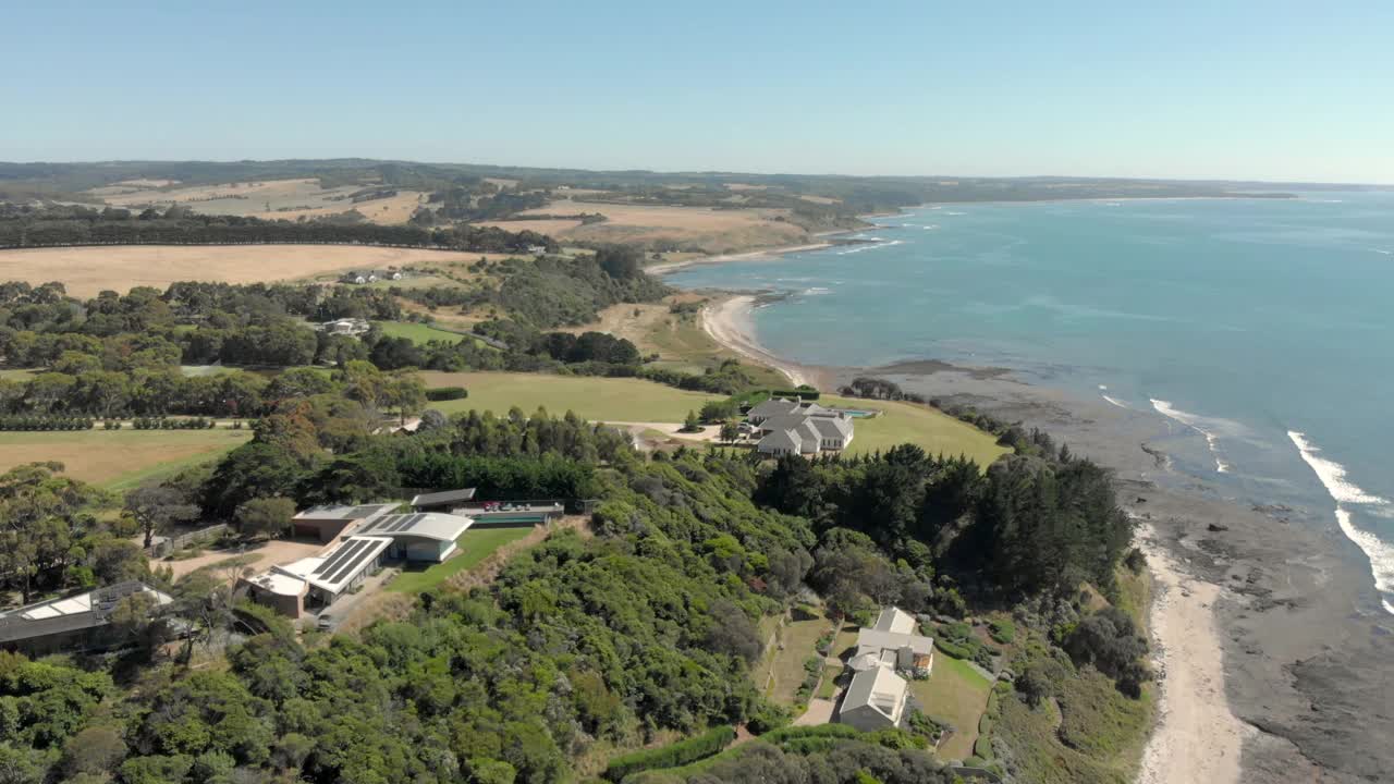 位于澳大利亚莫宁顿半岛(Mornington Peninsula)弗林德斯(Flinders)的海滨小镇，这里是西港与巴斯海峡(Bass Strait)的交汇处视频素材