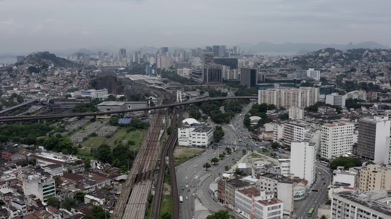 巴西里约热内卢市，径向奥斯特大道。视频素材