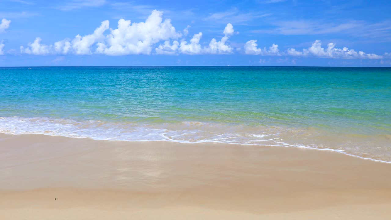 热带安达曼海景夏日海滩，泰国普吉岛。视频下载