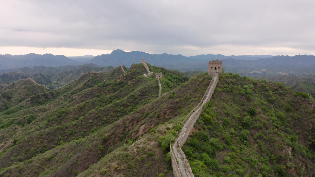 中国长城鸟瞰图视频素材