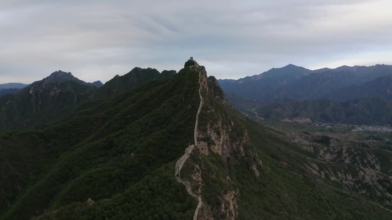 中国长城鸟瞰图视频素材