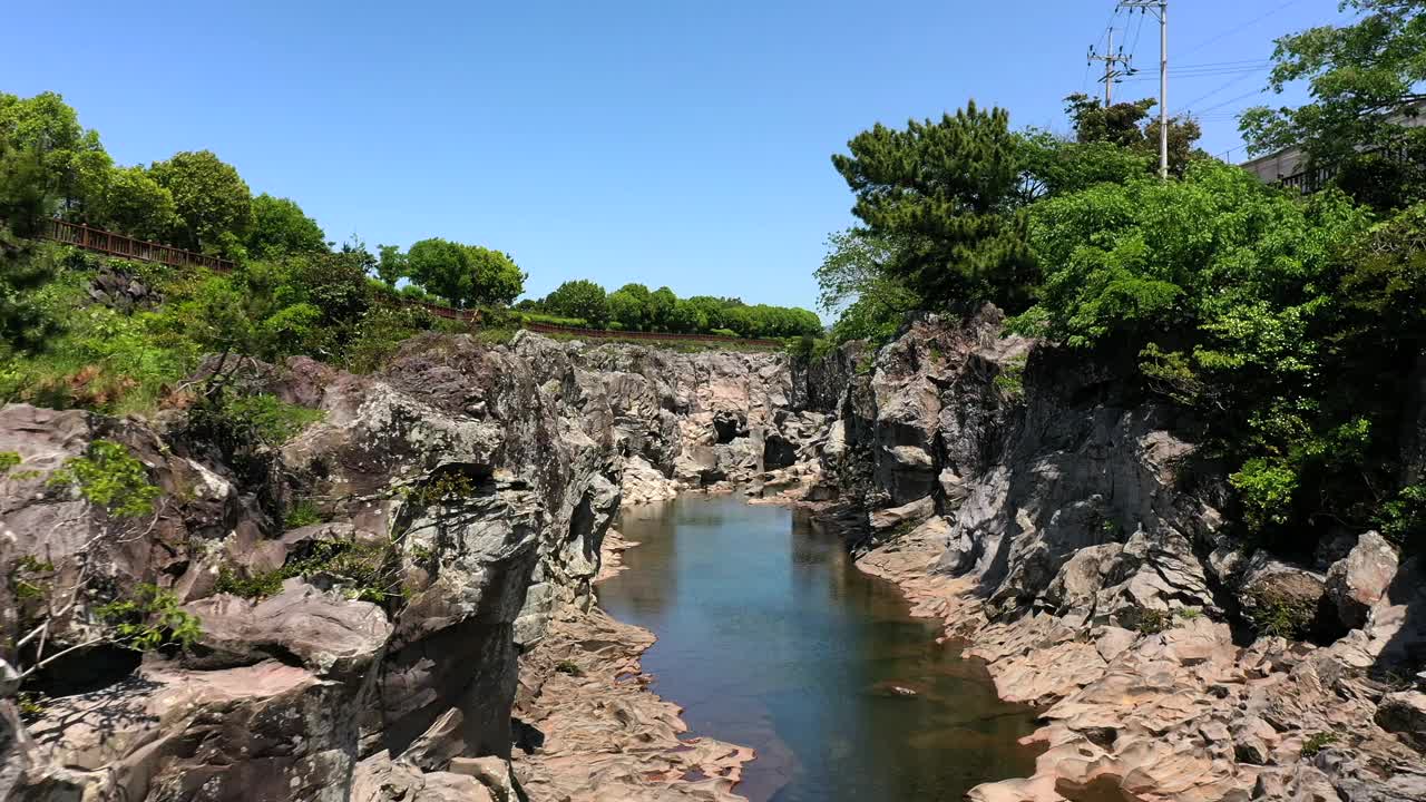 韩国济州岛西归浦市肃石谷河口风景视频素材