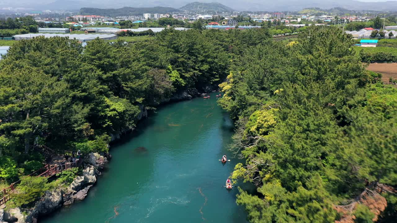 韩国济州岛西归浦市肃石谷河口风景视频素材