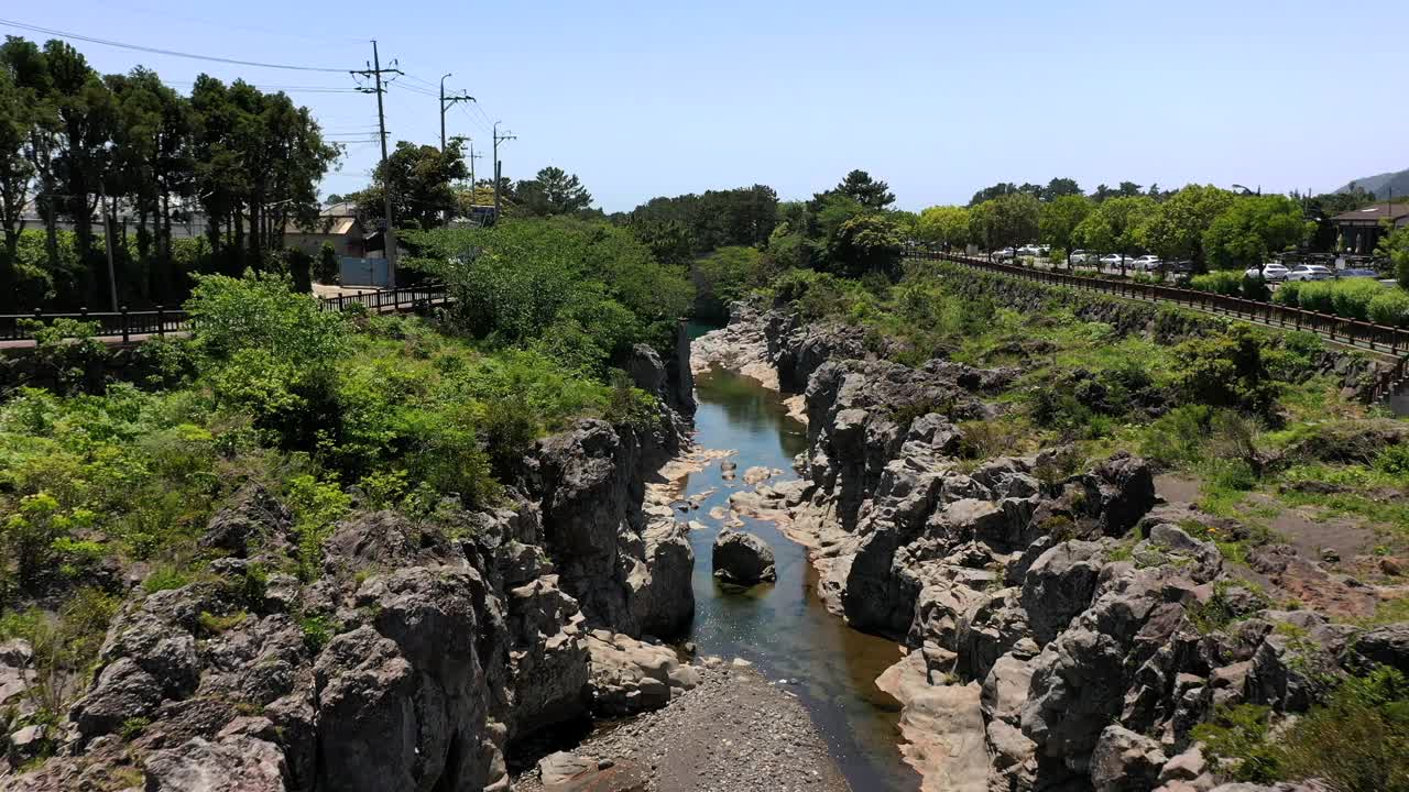 韩国济州岛西归浦市肃石谷河口风景视频素材