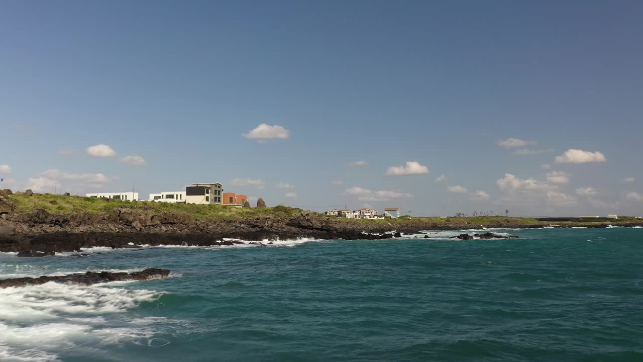 海景/韩国济州岛西归浦市视频素材