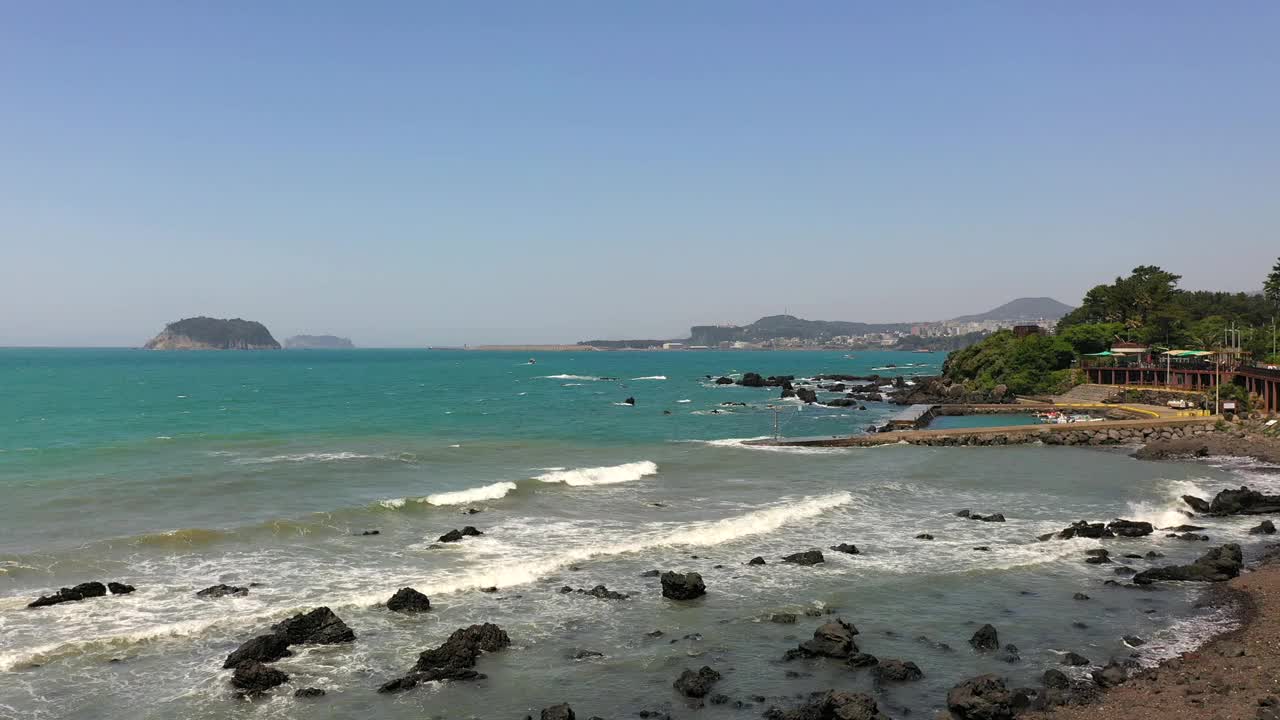 海景/韩国济州岛西归浦市视频素材