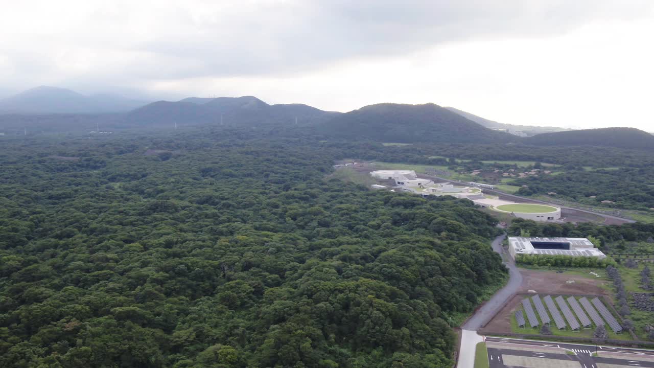 秋天的九川郡济州石公园日落景色/济州岛济州岛视频素材