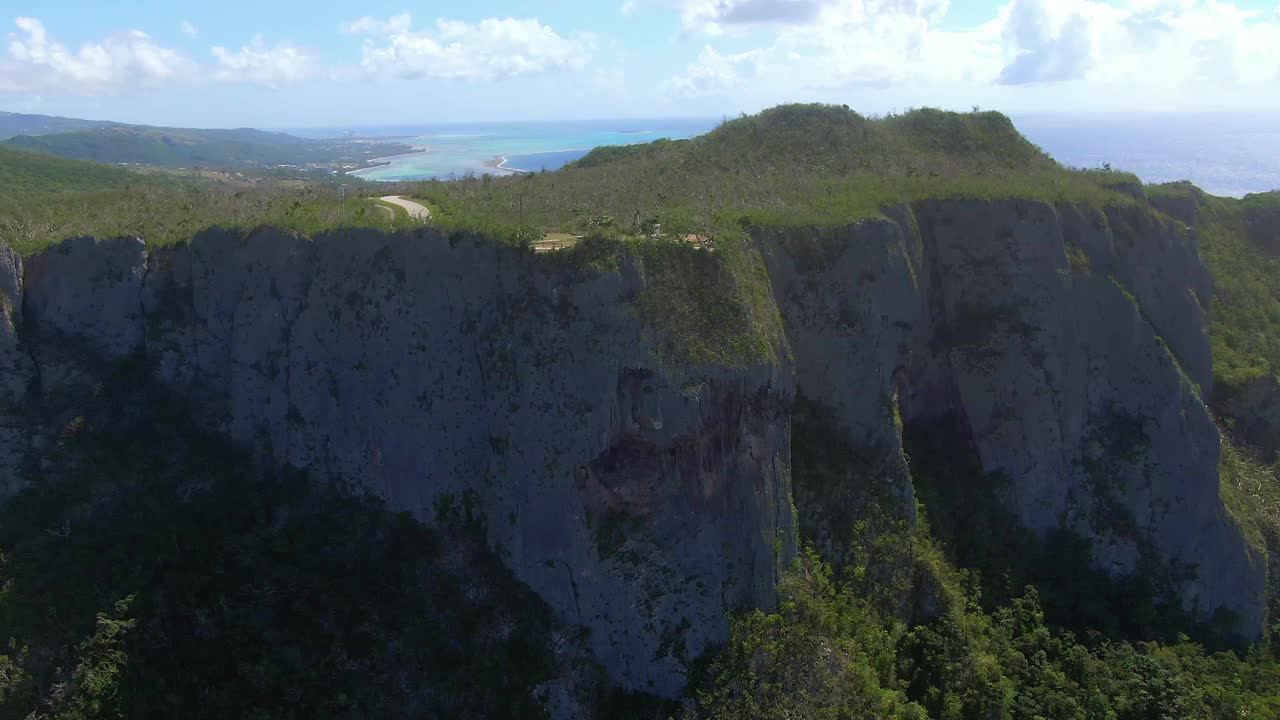 自杀悬崖/塞班岛，北马里亚纳群岛的风景视频素材