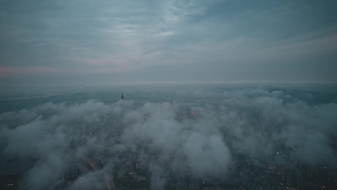 现代城市的鸟瞰图时间流逝视频素材