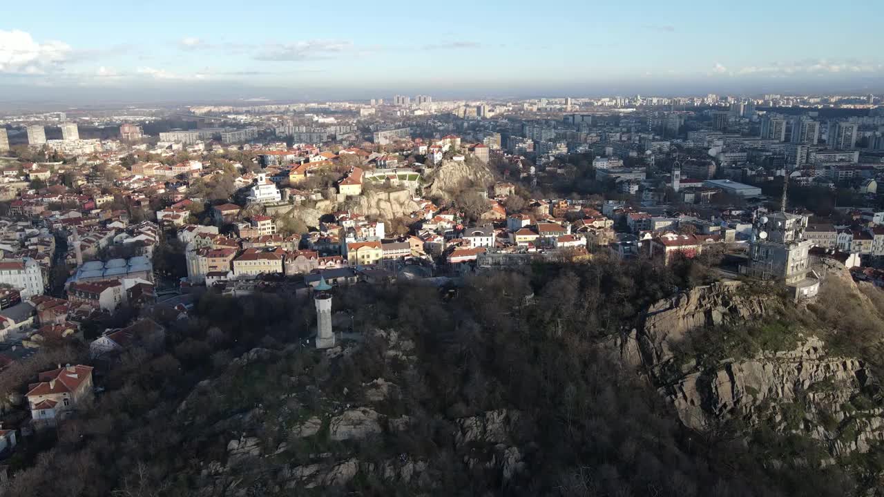 保加利亚普罗夫迪夫市中心鸟瞰图视频素材