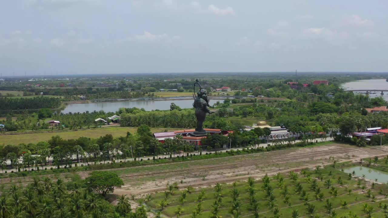 甘尼沙铜像-泰国茶春骚的klong Khuean甘尼沙国际公园视频素材