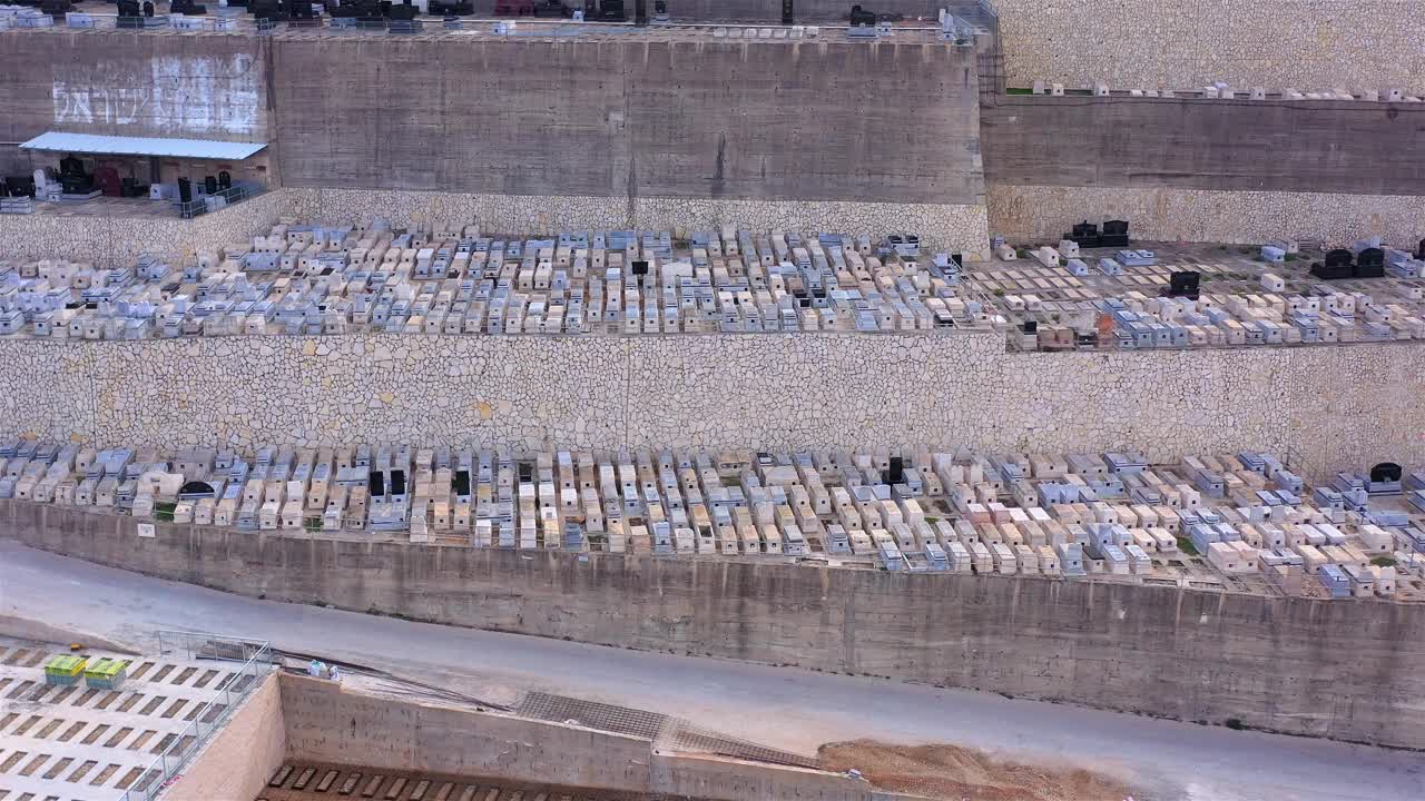 航拍耶路撒冷犹太墓地，吉瓦特绍尔视频素材