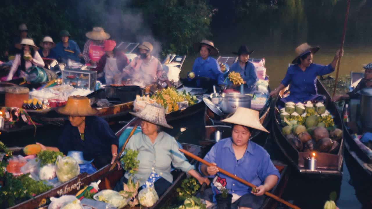 水上市场，旅游景点和购物中心的地方产品，泰国的传统文化视频素材