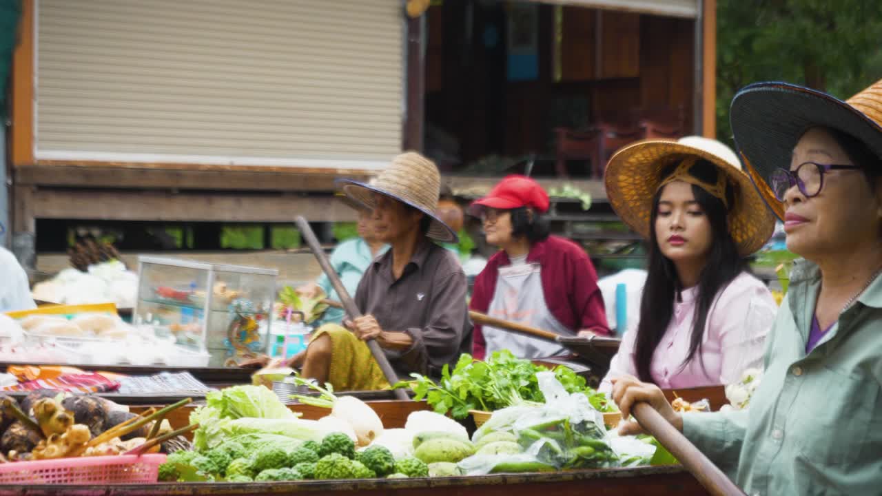 水上市场，旅游景点和购物中心的地方产品，泰国的传统文化视频素材