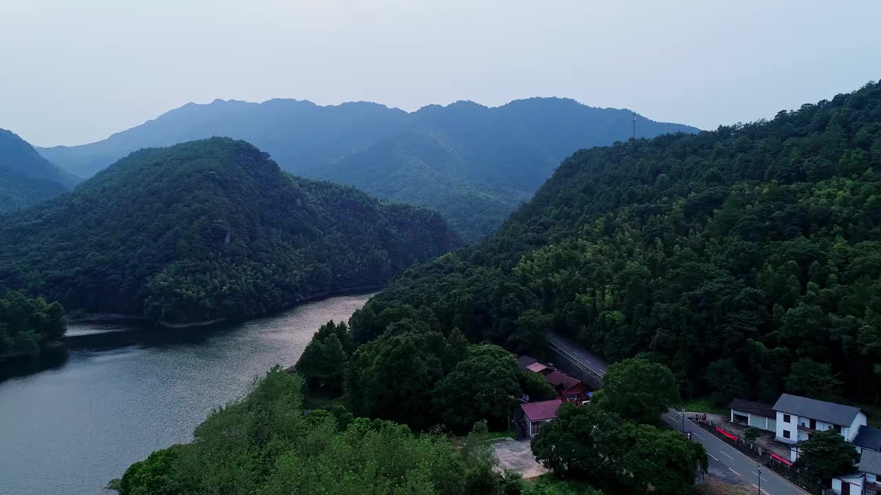 中国江西静安水库的风景视频素材