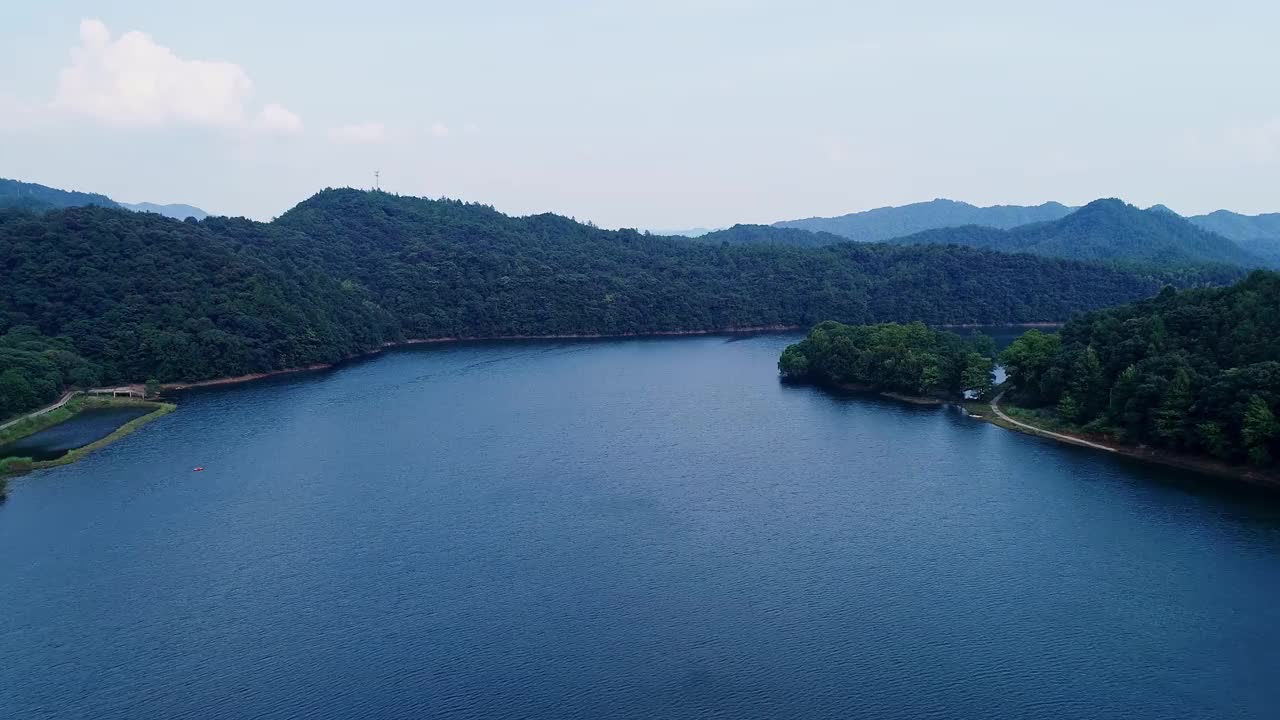 中国江西静安水库的风景视频素材