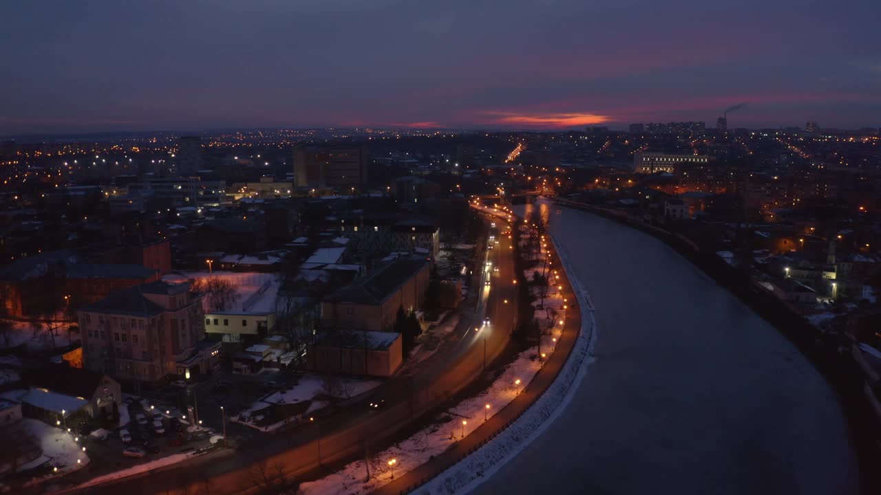 哈尔科夫城在冬天的夜晚视频素材