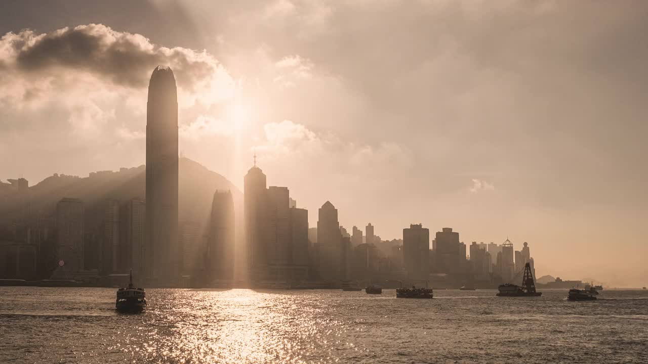 凉爽的香港中环天际线时间流逝-日夜过渡视频素材