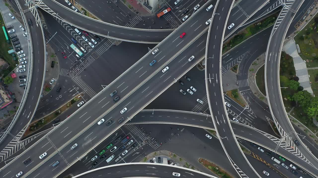 夜晚,城市立交桥视频素材