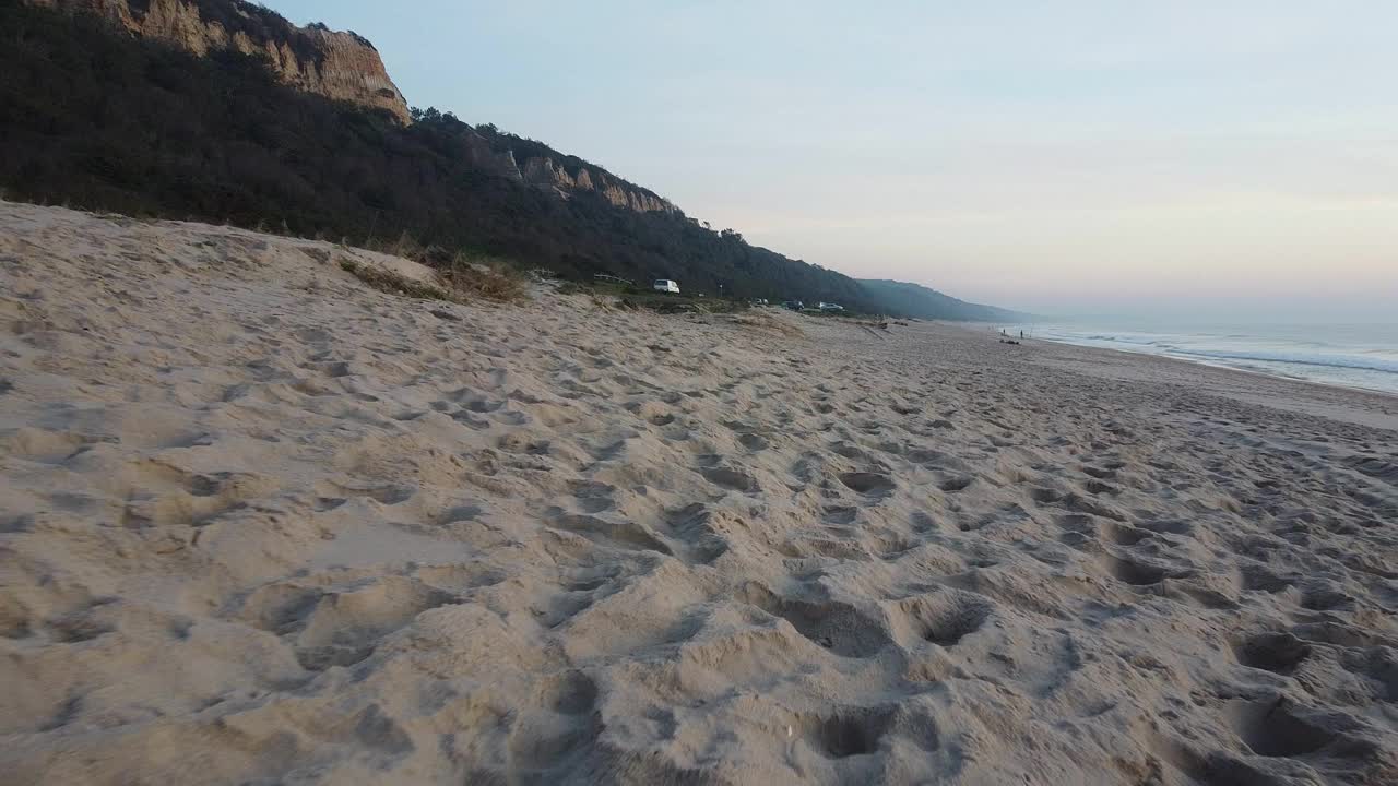 海滩日落时视频素材