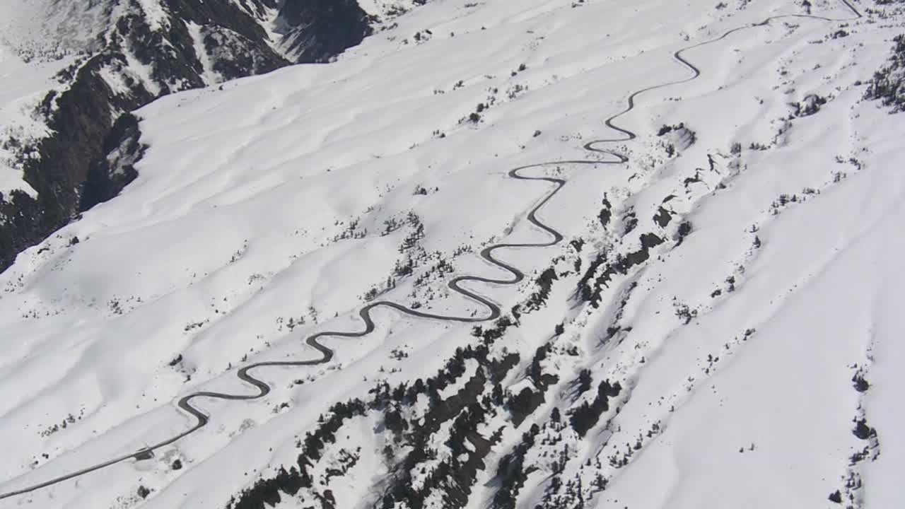 航空，立山Kurobe高山路线，富山，日本视频素材